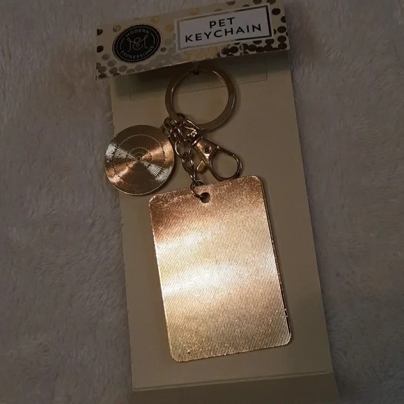 REMEMBRANCE KEYCHAIN - Picture 2 of 3